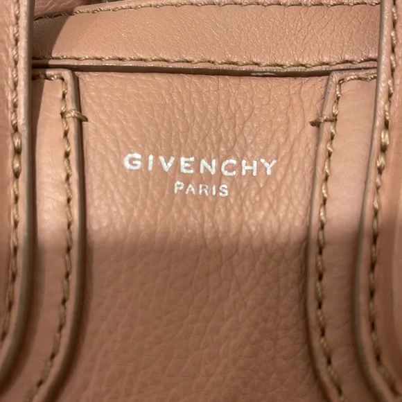 Givenchy Bag  🎄 - Picture 3 of 17